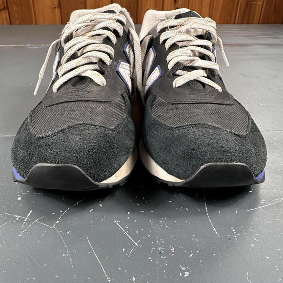 New Balance 574v2 Black Poppy Mens 10D Black Suede And Fabric Trainers - Picture 2 of 9